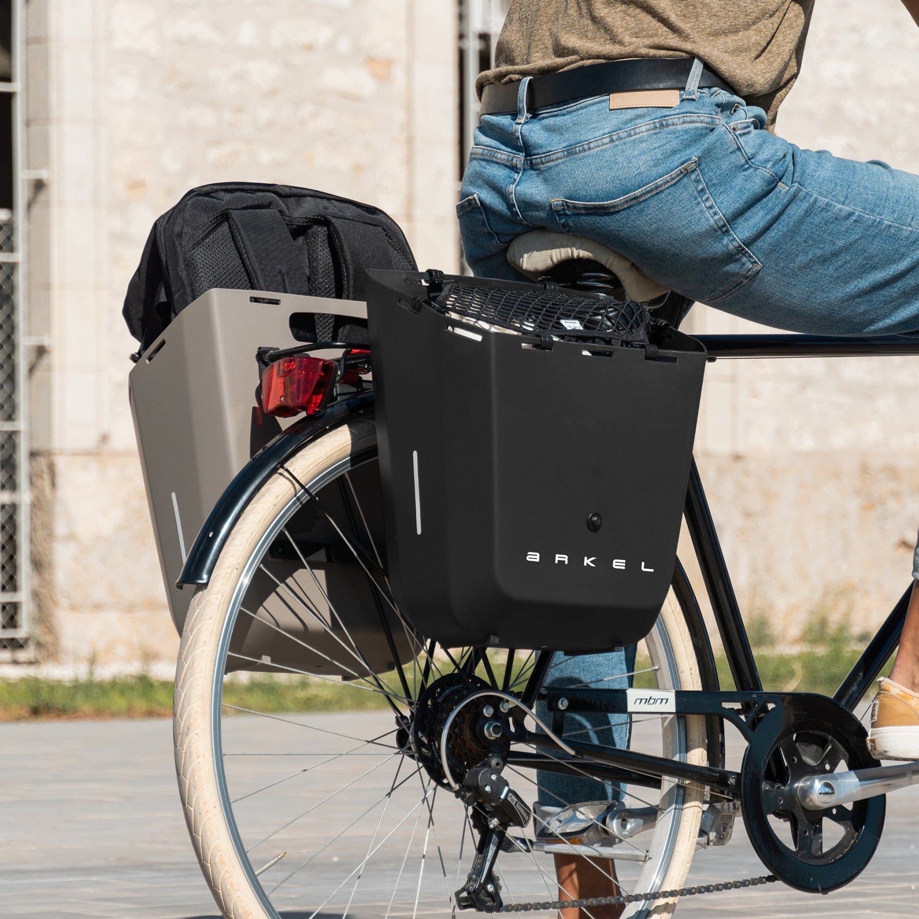 Boîte cargo Arkel Daily — pannier arrière rigide 20 L, produit