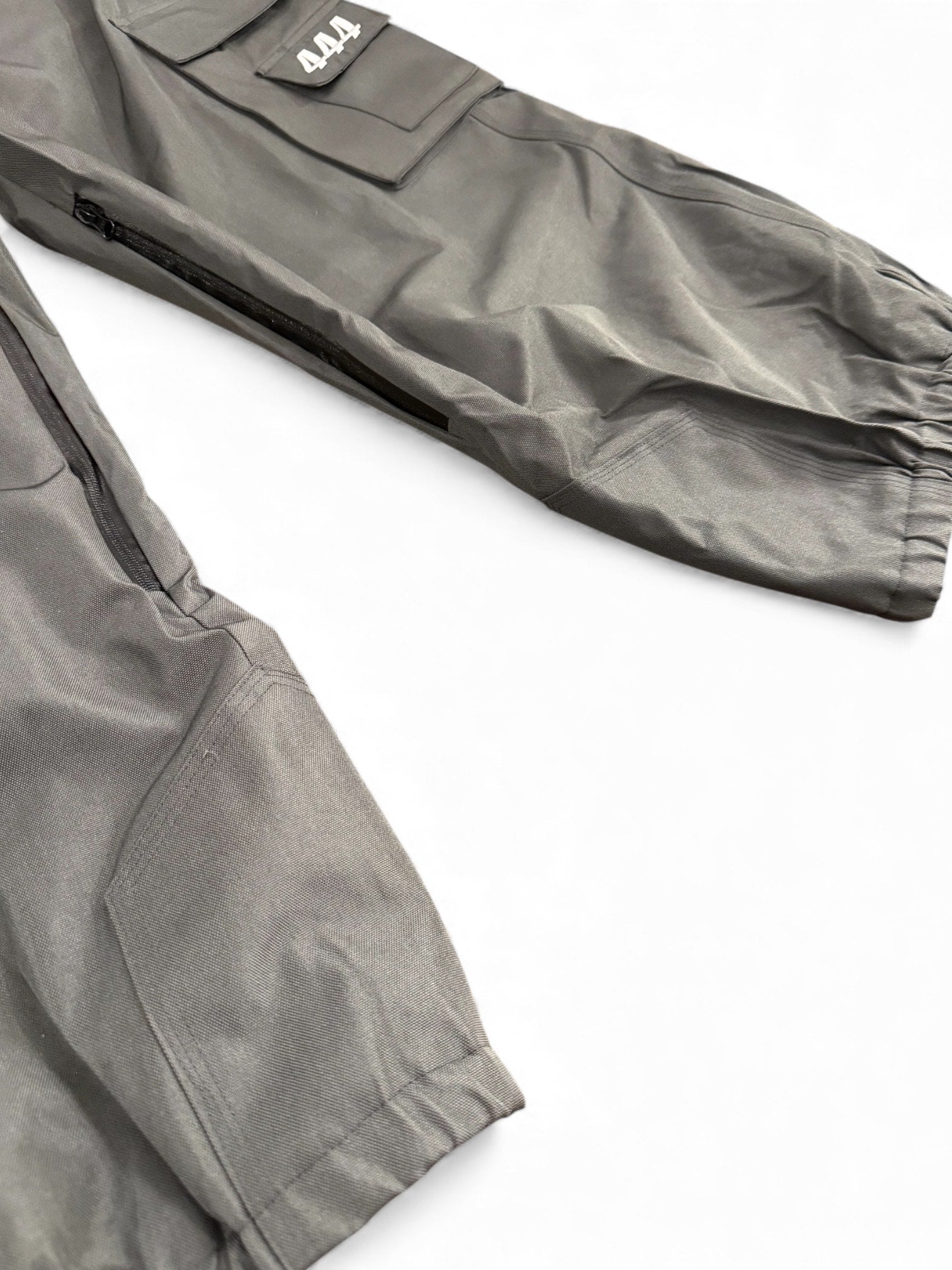 Cartz Cargo snowpants - Gris, contenu
