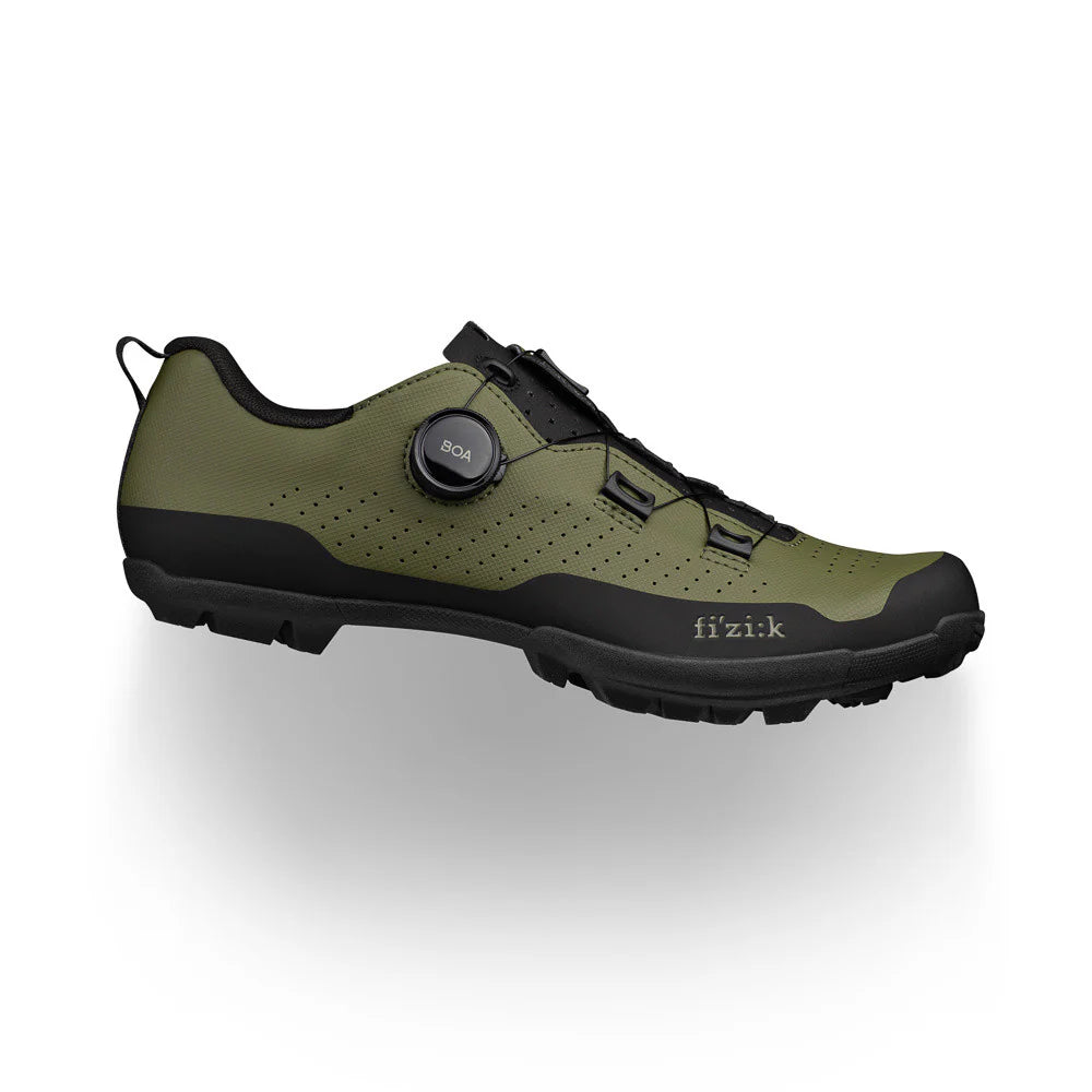 Chaussure Fizik Terra Atlas, coloris Vert Armé