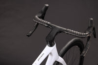 Cube Attain C:62 SLX (2027), guidon et potence
