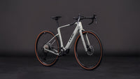 Cube Nuroad Hybrid C:62 Race 400X, trois-quarts arrière