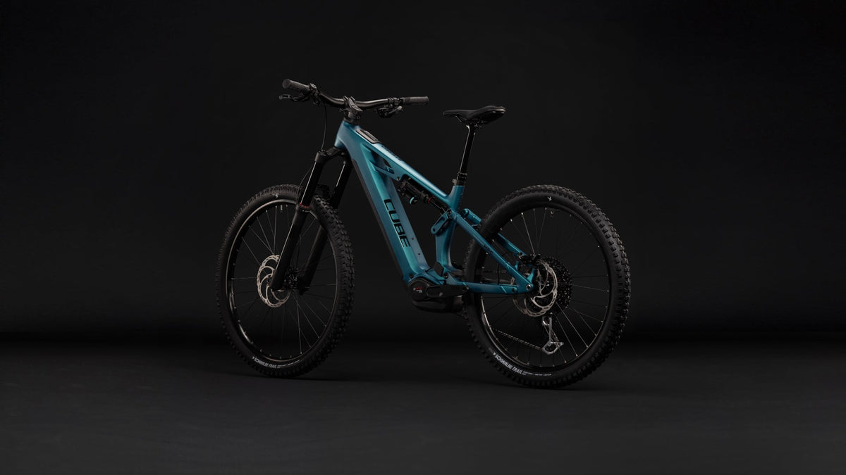 Cube Stereo Hybrid ONE77 HPC Race 800 (2027), trois-quarts avant