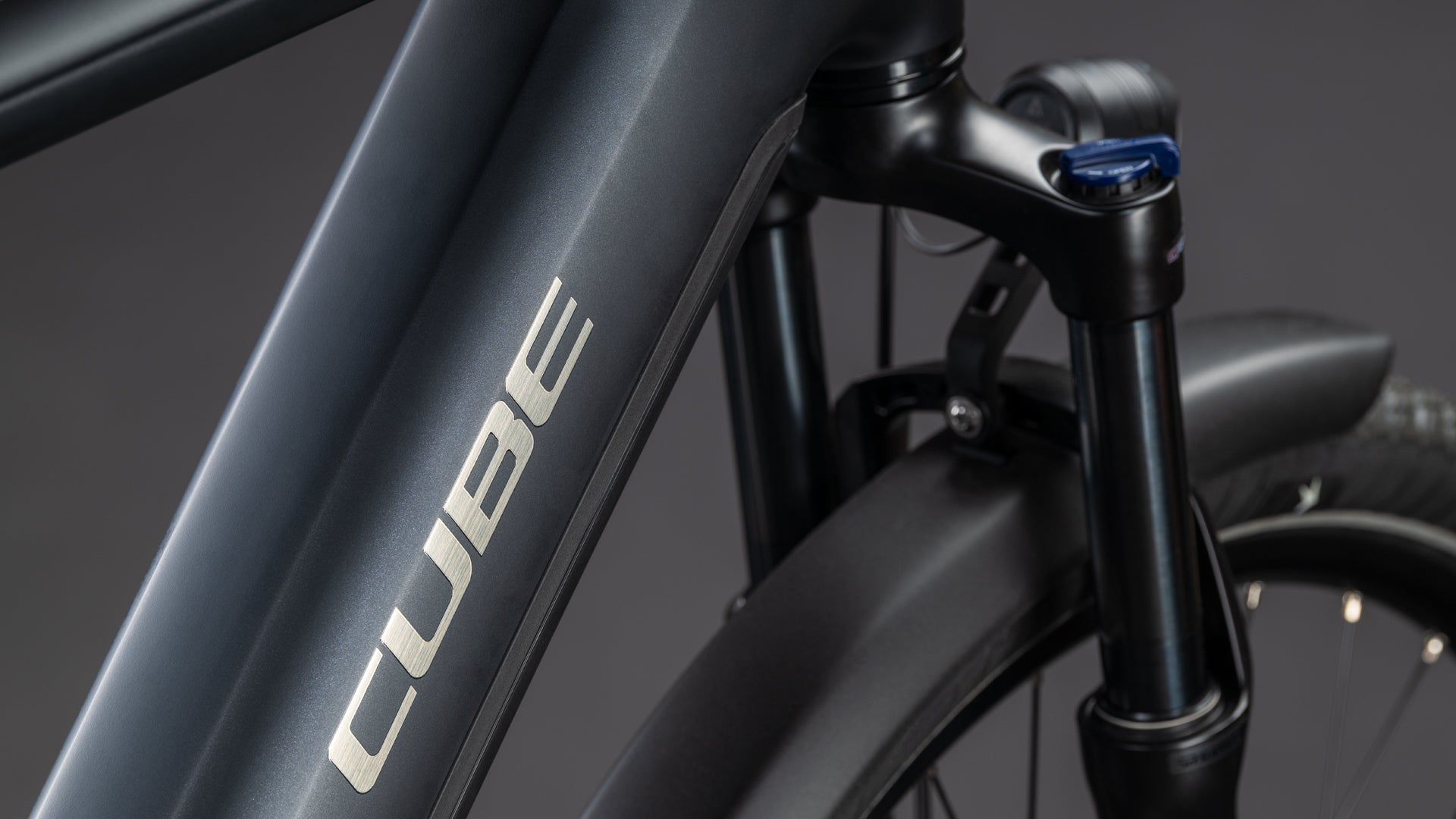 Cube Touring Hybrid ONE 600 2026, cadre