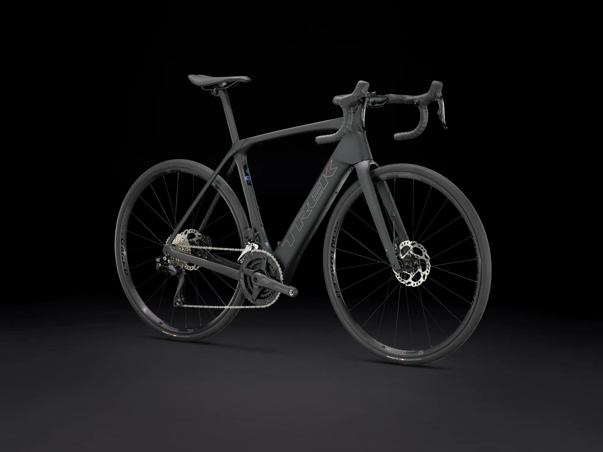 Trek Domane+ SLR 6 2025, trois-quarts avant