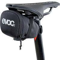 EVOC Sac de selle 0.7L, détail produit