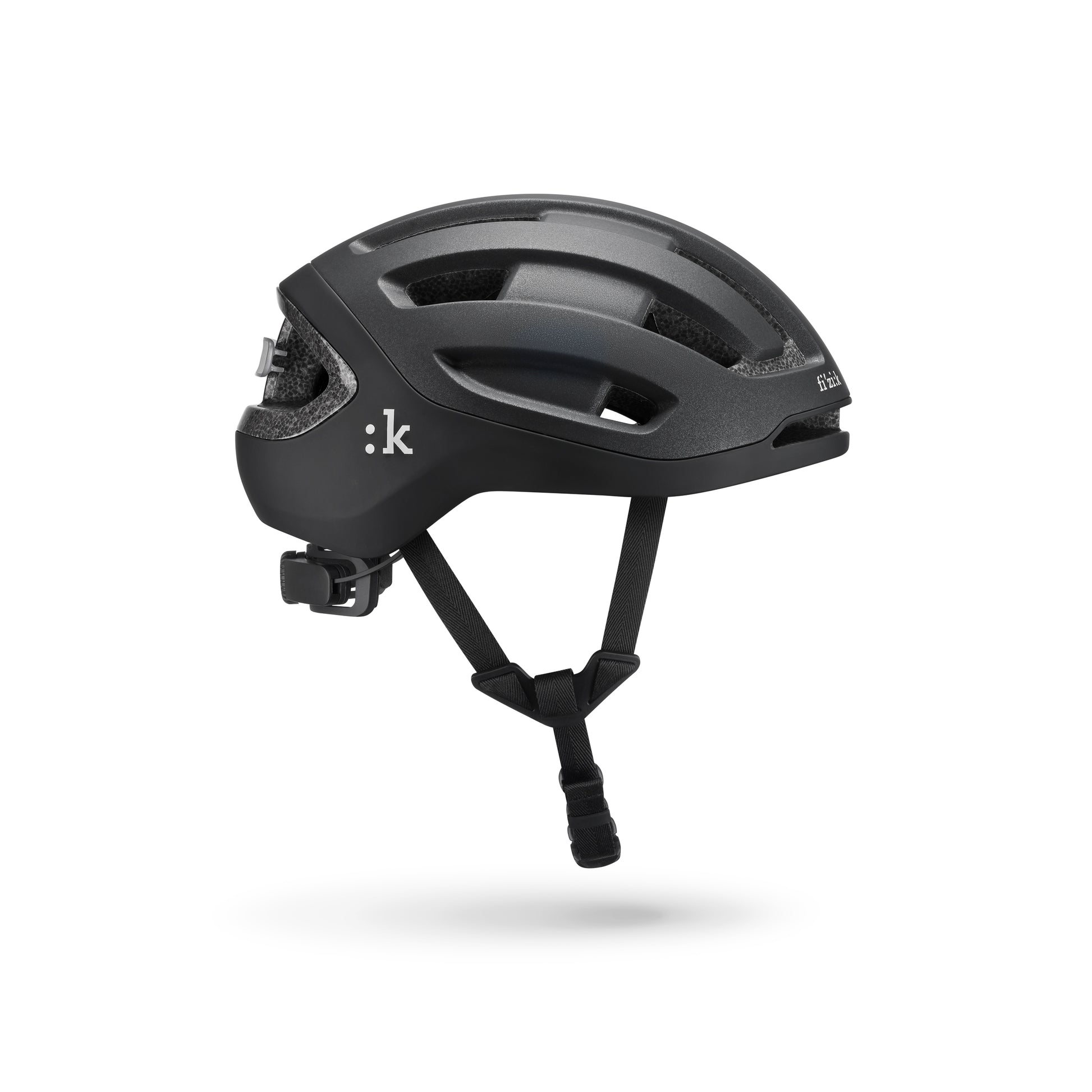 Fizik Kyros, vue de profil