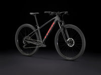 Trek Marlin 5 Gen 3, trois-quarts avant
