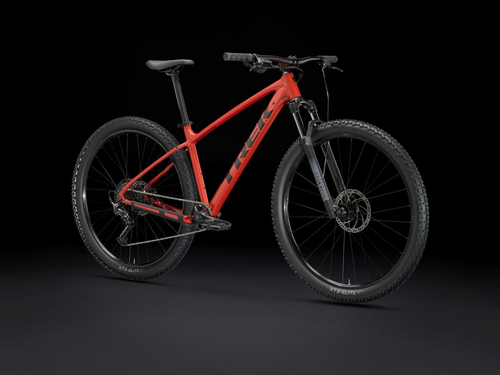 Trek Marlin 6 Gen 3, trois-quarts avant