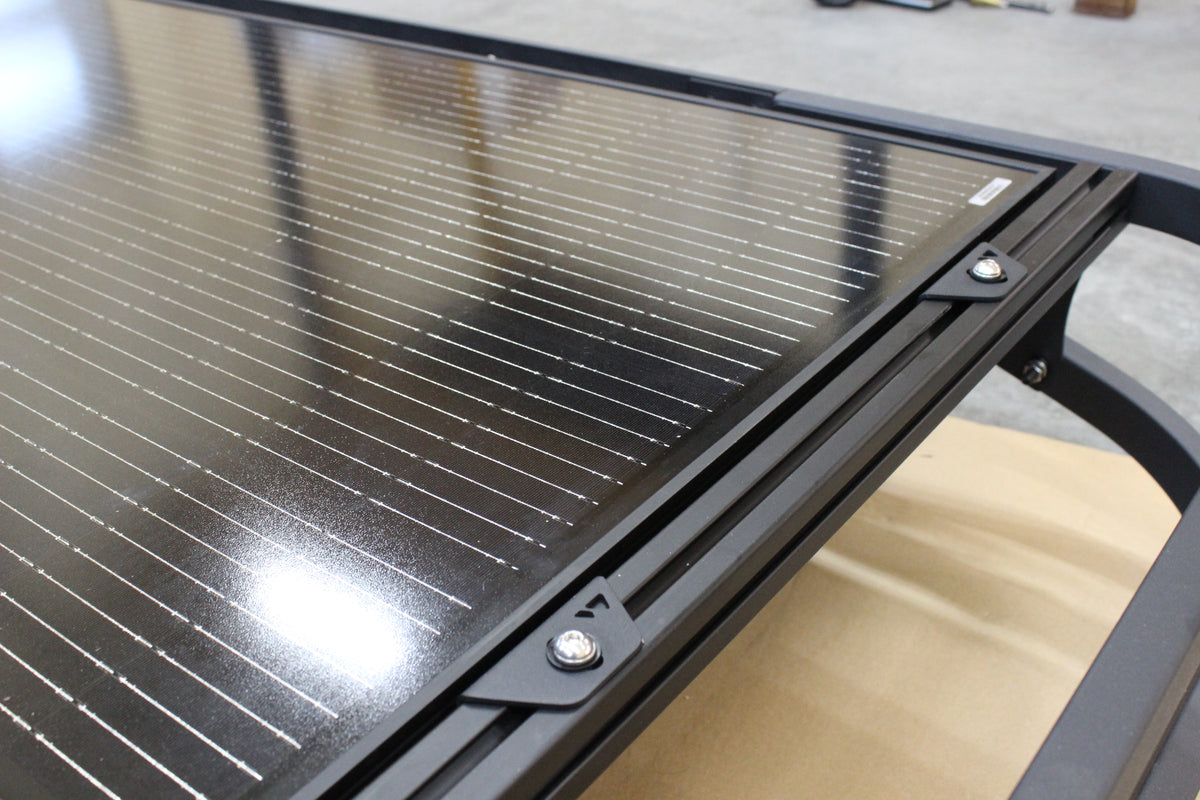 VAN D'ICI Support à panneaux solaires, détail produit