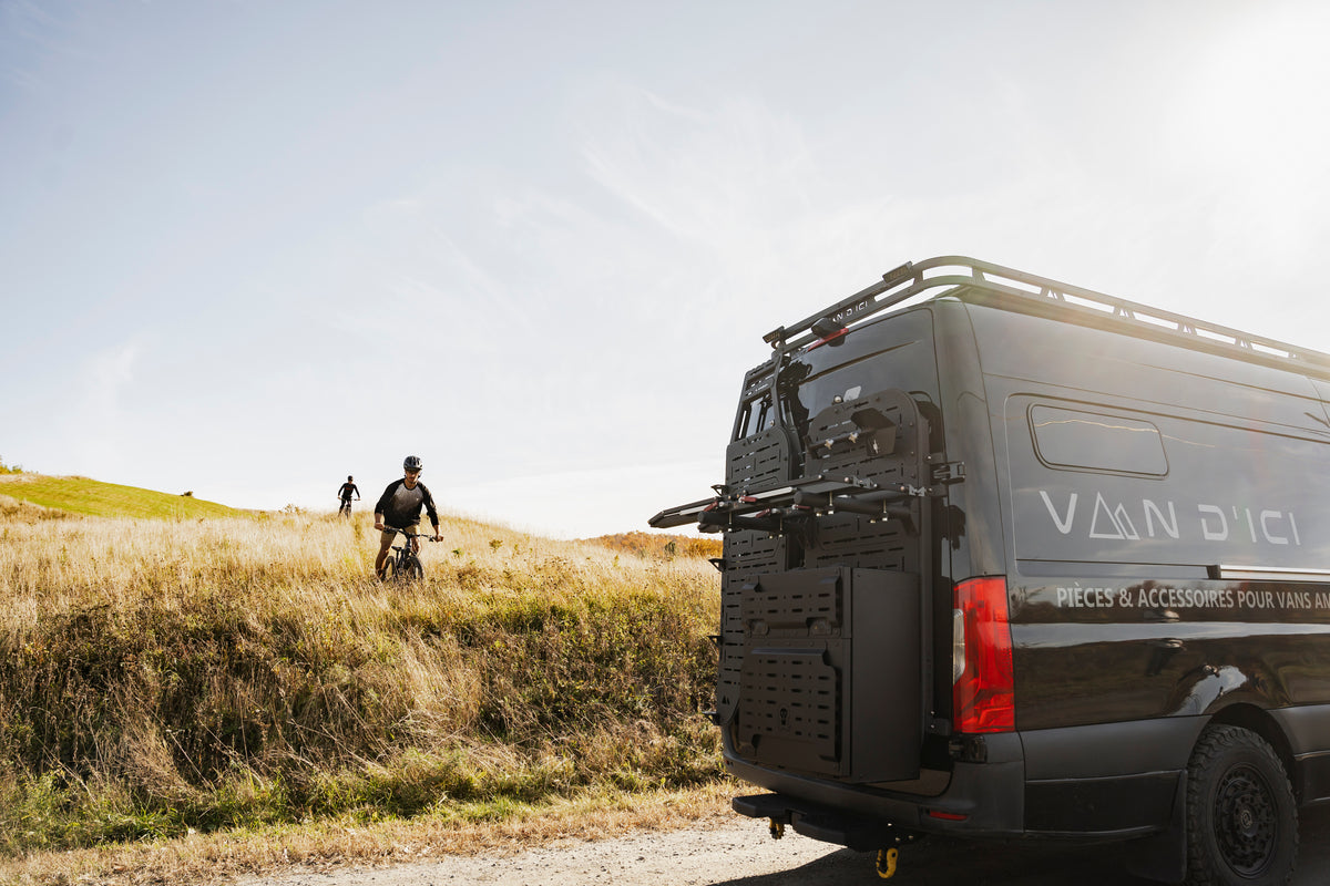 VAN D'ICI Supports de portes arrière - Sprinter VS30 2019+, produit
