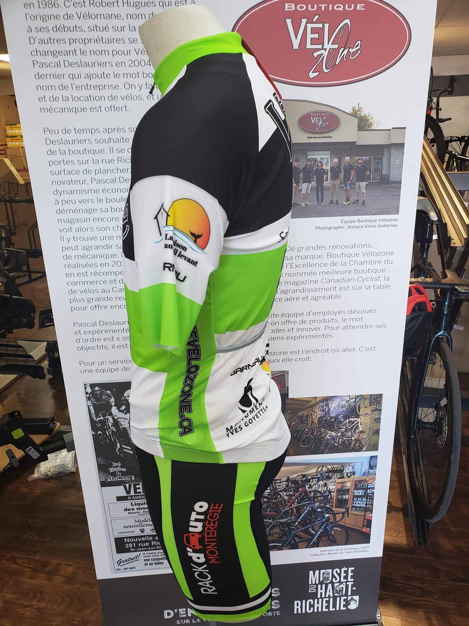 Maillot Équipe Premium Vélozone pour femme, vue de profil