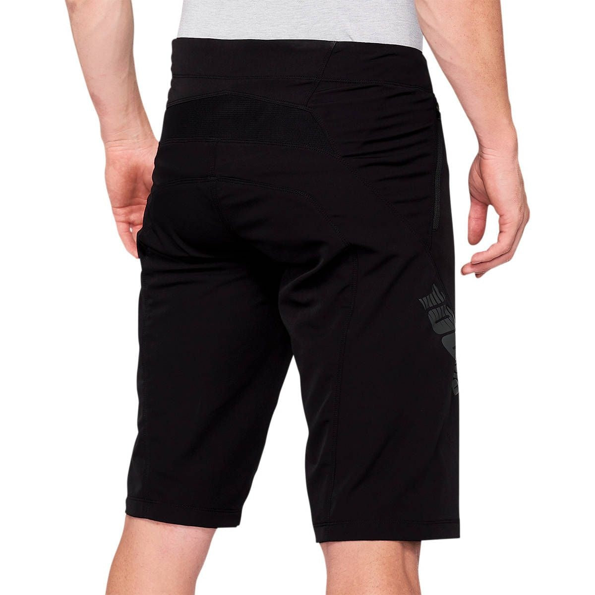 Short 100% Airmatic pour homme, vue de profil